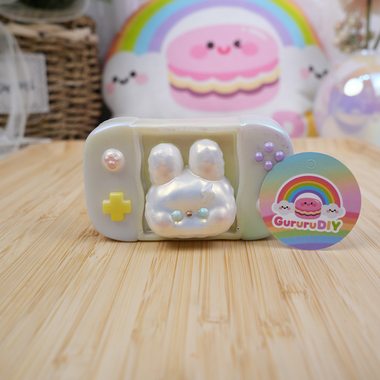 レジン完成品-うさぎゲ一ム機