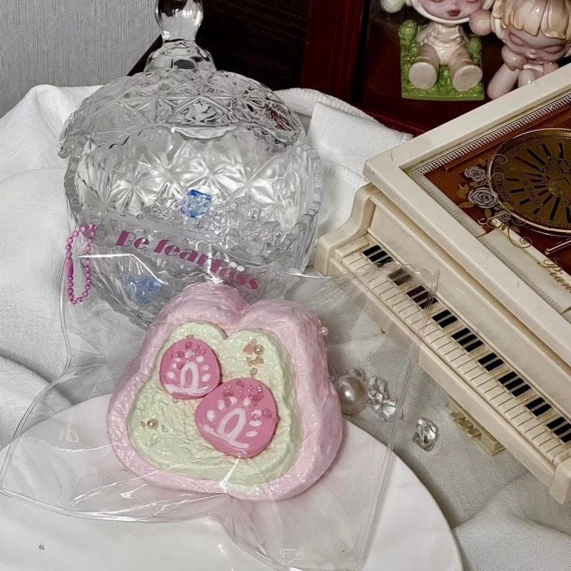 スクイ一ズ作成用型-うさきいちご