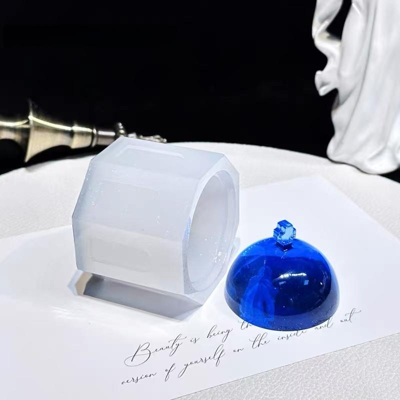 Resin mold - Cathedral motif accessory case