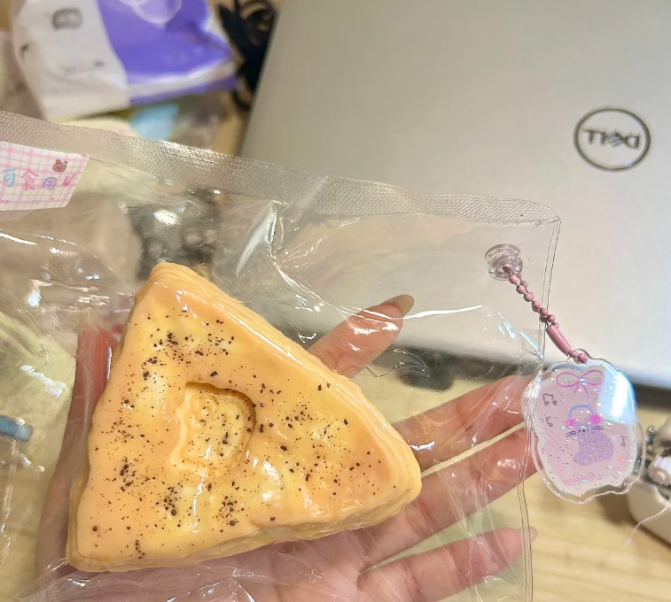 Squeeze mold - Triangular cut mille crepes