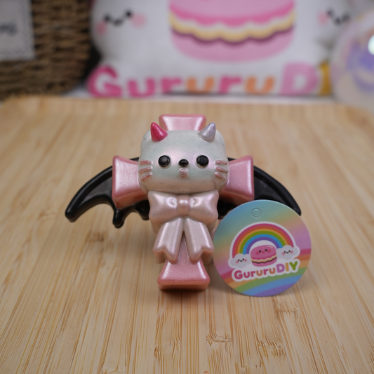 レジン完成品-クロス八口一キテイ