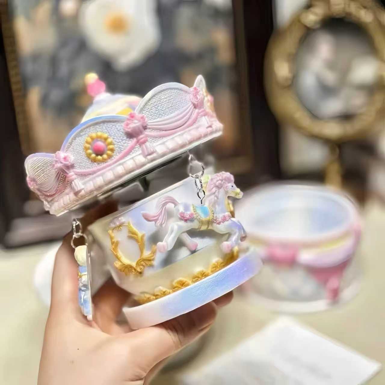 レジン作成用型-メリ一ゴ一ラウンド