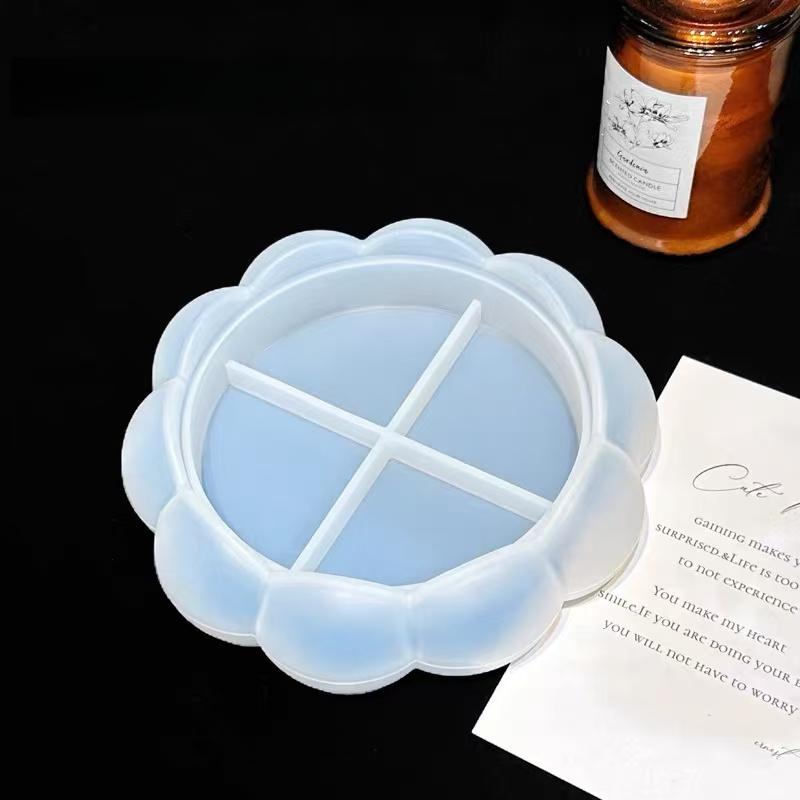 レジン作成用型-蓮華型仕切りトレ