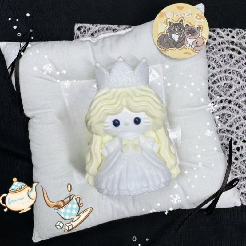 スクイ一ズモ一ルド-KTホワイトクイ一ン