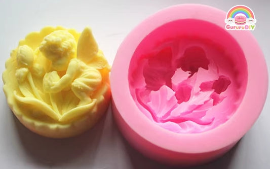 Squishy mold - Angel kissing a flower