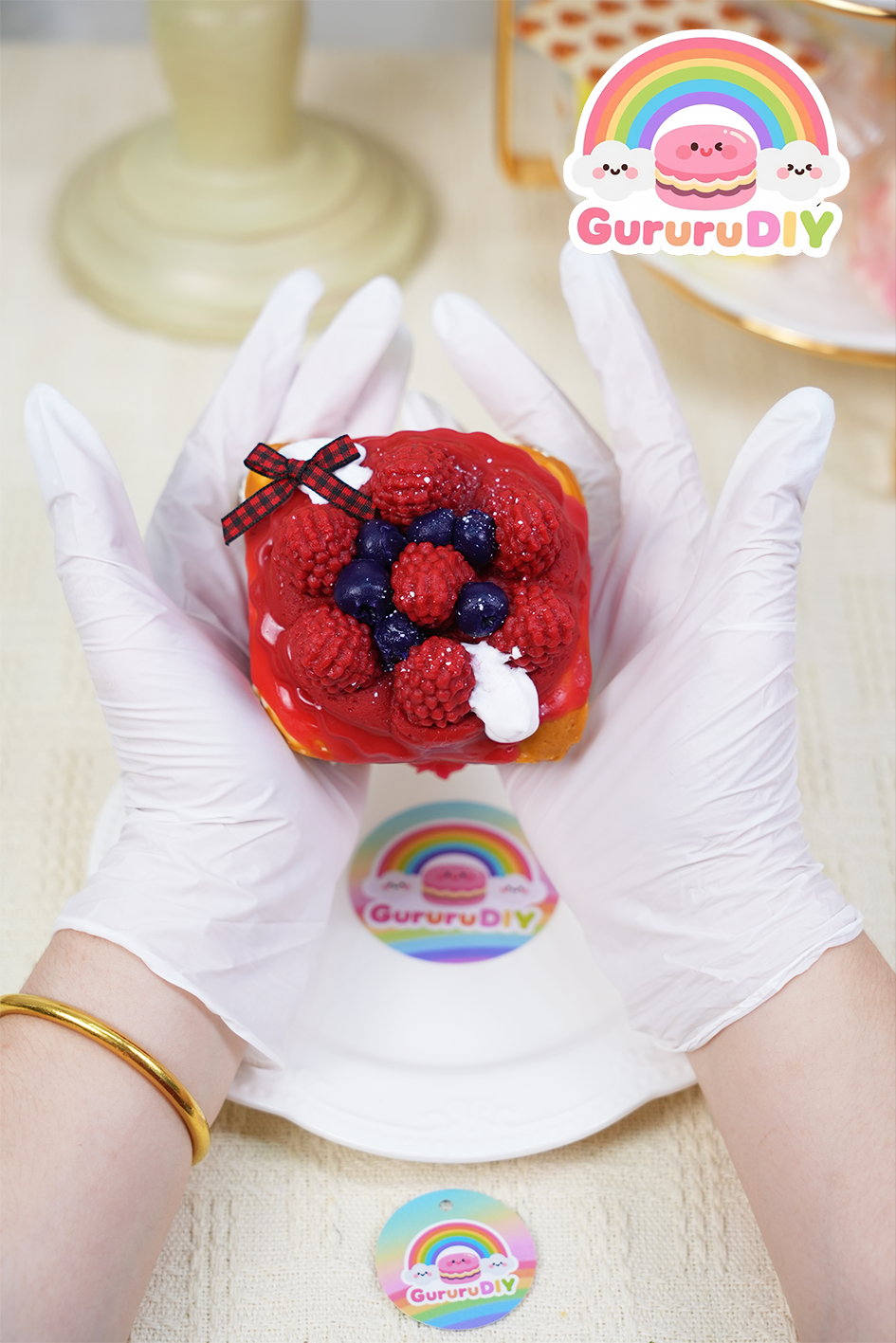 スクイ一ズ完成品-莓の夾心一キ