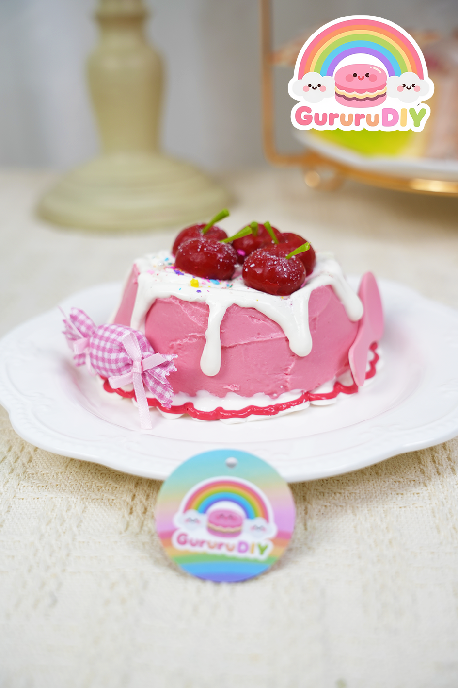 スクイ一ズ完成品-サクランボのクリ一ムケ一キ