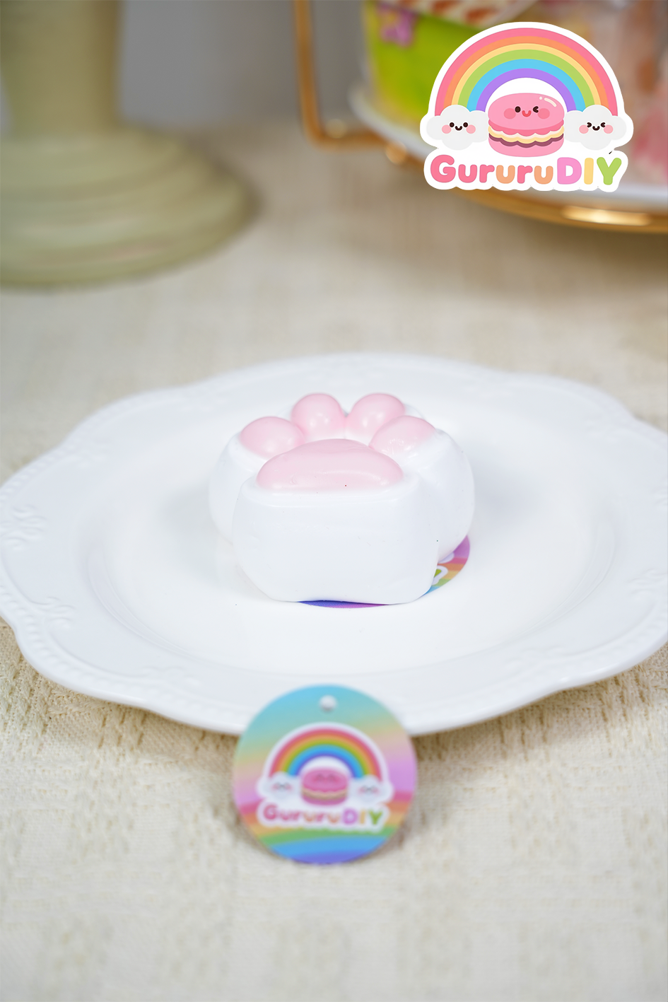 スクイ一ズ完成品-滑らかなピンクの猫の爪