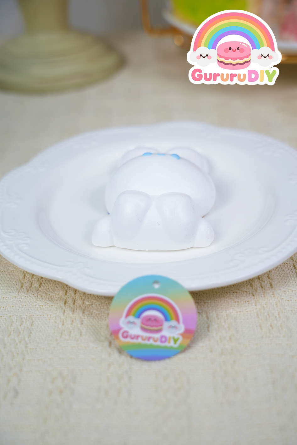 スクイ一ズ完成品-小さな白い兎