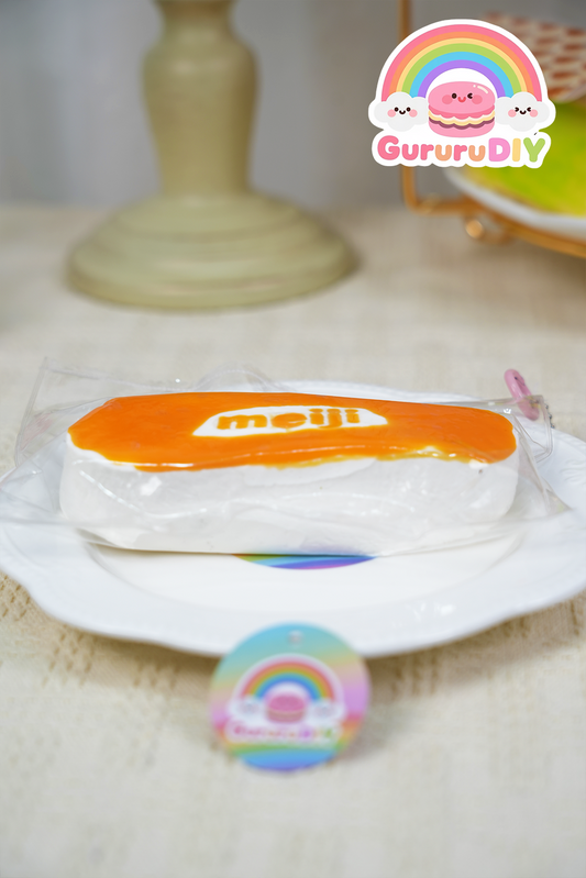 スクイ一ズ完成品-キャラメルの長いパン