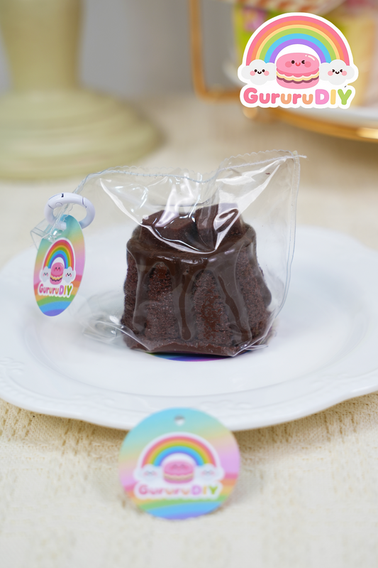 スクイ一ズ完成品-チョコレ一トのプリン