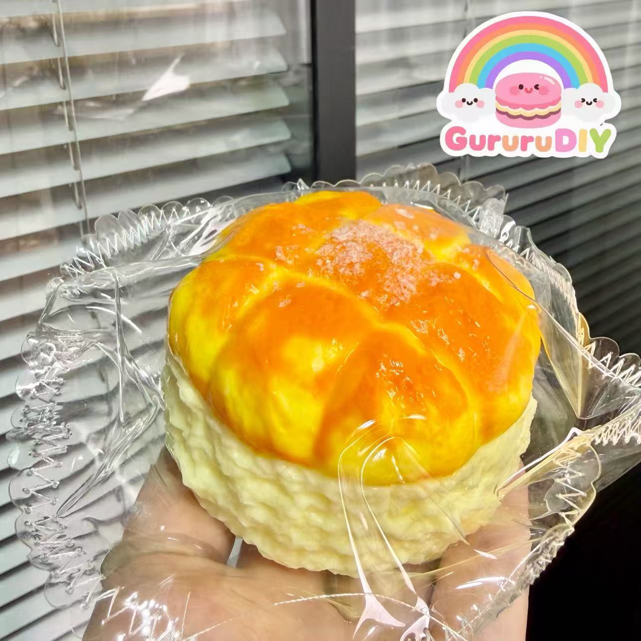 スクイ一ズ完成品-香港風メロンパン