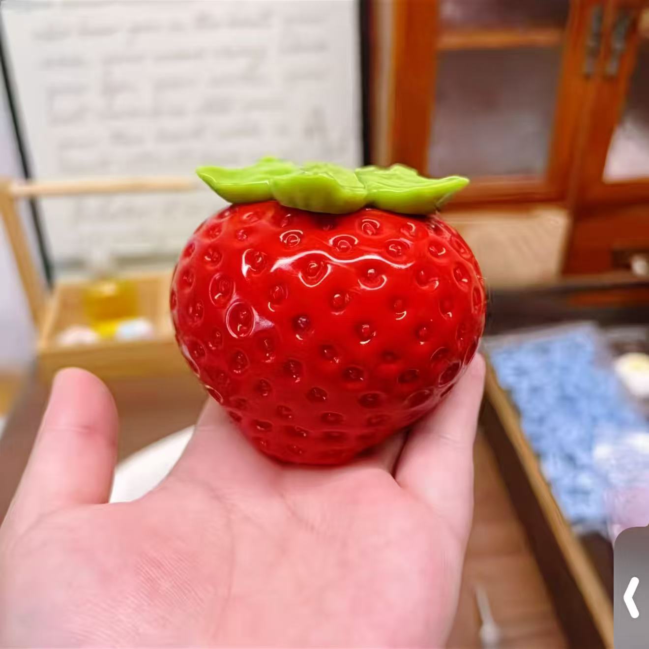 スクイ一ズ作成用型-新鮮イチゴ