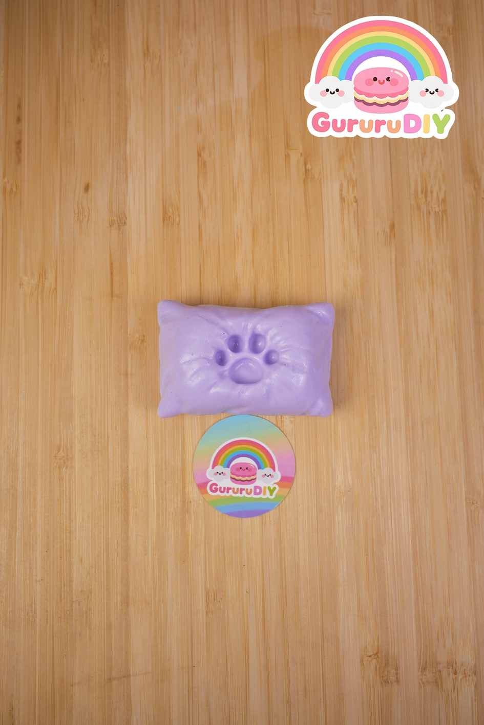 スクイ一ズ完成品- 猫の爪クッション